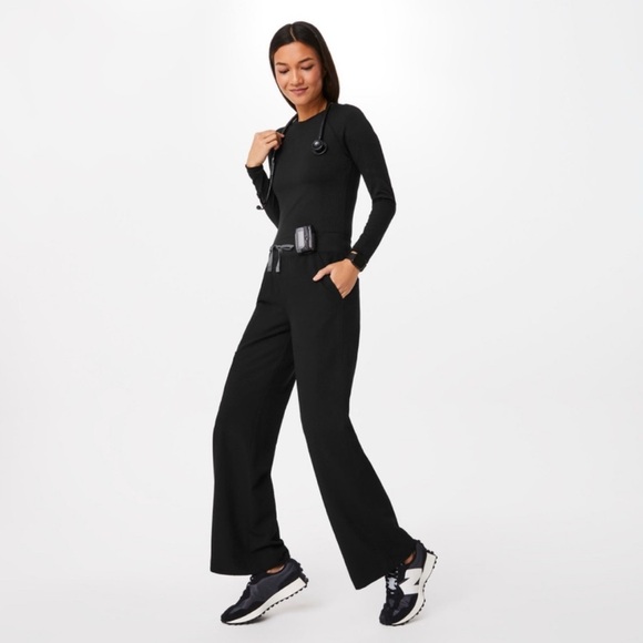 FIGS Pants - FIGS Technical Collection Black Casual Pants Size S Tall